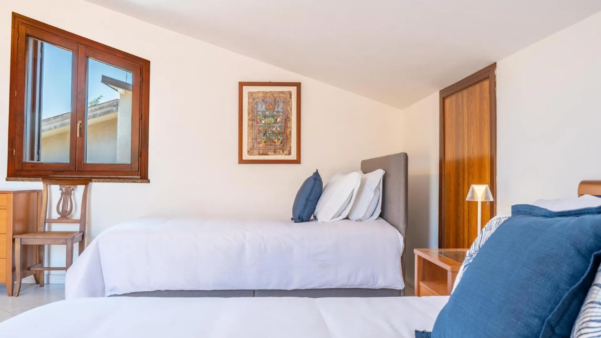 Villa Cesare Mascali 0*,  Italia