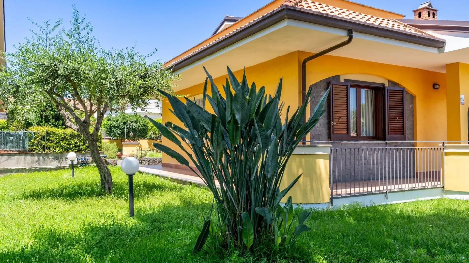 מסקלי Villa Cesare איטליה